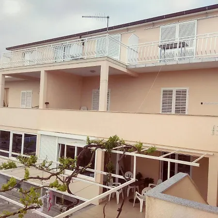 With Parking Space Orebic, Peljesac - 4554 奥瑞比克